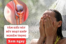 Tin tức sức khỏe - Thói quen tắm nguy hiểm khiến xương khớp “kêu cứu”