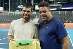 Nóng nhất thể thao sáng 10/12: Alcaraz so tài quần vợt với Ronaldo