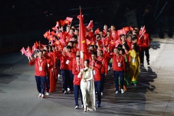 Thể thao - Khai mạc SEA Games 33: Thanh Thúy cầm cờ Việt Nam, nữ hoàng Olympic châm đuốc