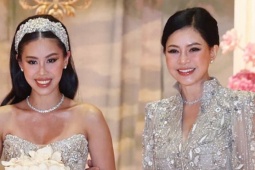 Diễn viên Thủy Tiên diện váy hơn 600 triệu đồng ở lễ cưới con gái