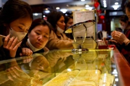 Áp lực bủa vây, dự báo giá vàng năm 2026