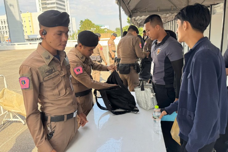 Trực tiếp khai mạc SEA Games 33: Quốc vương & Hoàng hậu tham dự, an ninh được thắt chặt - 1