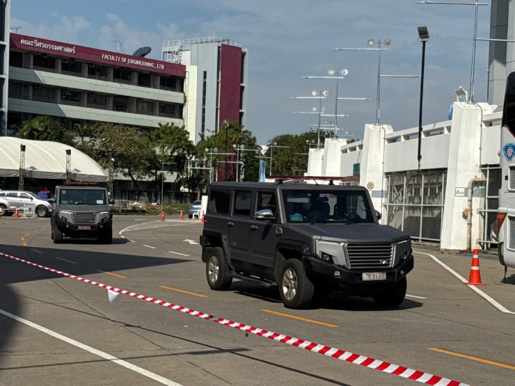 Trực tiếp khai mạc SEA Games 33: Quốc vương & Hoàng hậu tham dự, an ninh được thắt chặt - 3
