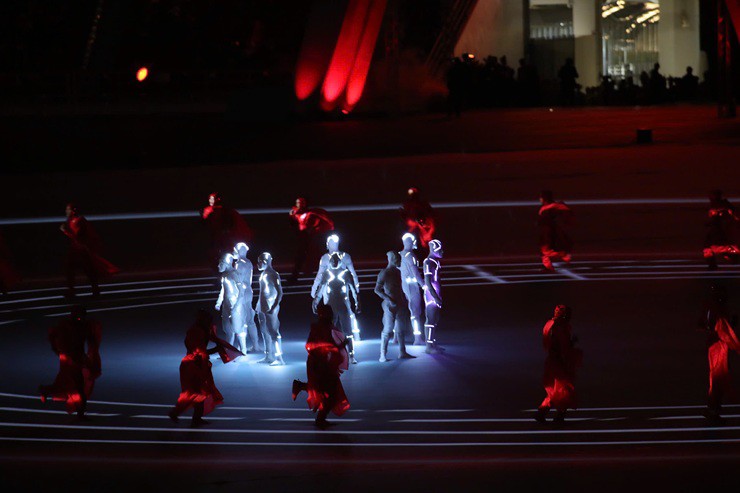 Khai mạc SEA Games 33: Thanh Thúy cầm cờ Việt Nam, nữ hoàng Olympic châm đuốc - 21