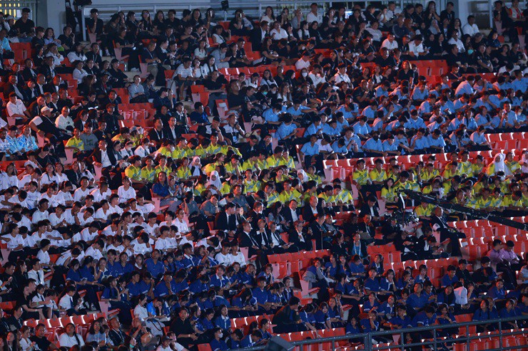 Khai mạc SEA Games 33: Thanh Thúy cầm cờ Việt Nam, nữ hoàng Olympic châm đuốc - 18