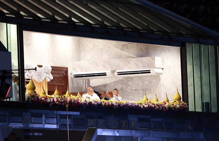 Khai mạc SEA Games 33: Thanh Thúy cầm cờ Việt Nam, nữ hoàng Olympic châm đuốc - 17