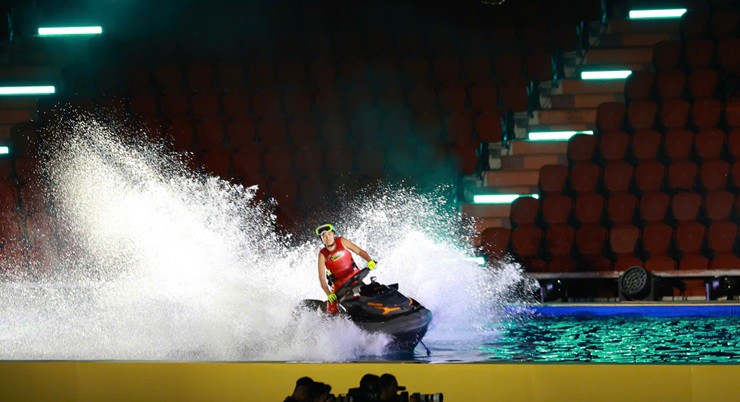 Khai mạc SEA Games 33: Thanh Thúy cầm cờ Việt Nam, nữ hoàng Olympic châm đuốc - 12