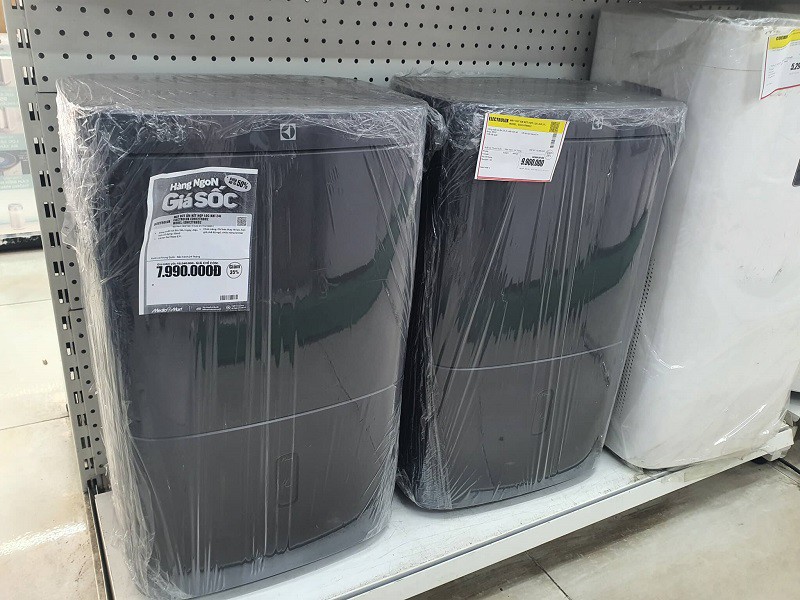 Chiếc máy lọc không khí kèm hút ẩm được giảm giá tới 40%.