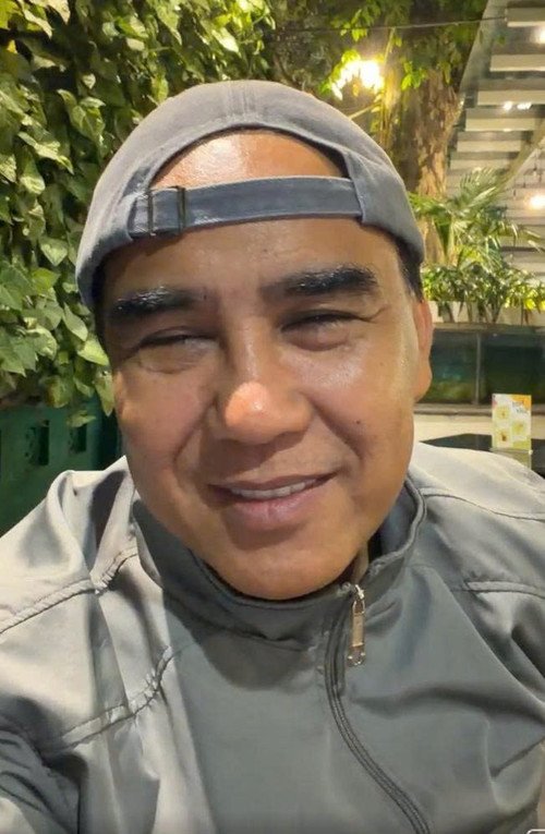 Quyền Linh livestream tối 8/12.