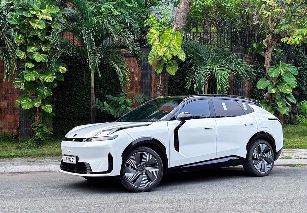 Trải nghiệm xe Lynk & Co 08 chiếc suv PHEV sang xịn và mịn - 1