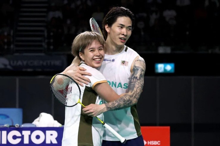 Jie - Wei, cặp đôi chia tay rồi tái hợp thành nhà vô địch thế giới