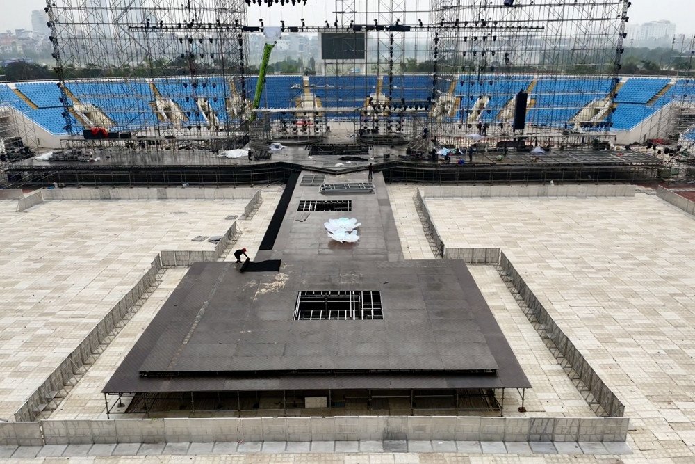 Sân khấu live concert Mỹ Tâm ở SVĐ Mỹ Đình.