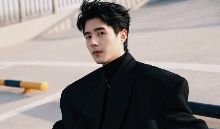 Lưu Hạo Nhiên từng có liên tiếp phim thất bại về doanh thu và gây tranh cãi về chất lượng như Nhiên đông, Moses trên bình nguyên và Giải mã . Với thành công trong năm 2025, Lưu Hạo Nhiên đã vượt qua Hoàng Bột để vươn lên vị trí thứ 3 bảng xếp hạng các diễn viên có doanh thu phòng vé cao nhất tại Trung Quốc. Anh đạt tổng 25,5 tỷ NDT doanh thu, chỉ xếp sau Thẩm Đằng và Ngô Kinh.