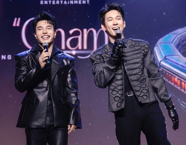 Lê Dương Bảo Lâm cầu cứu vì fan meeting ế vé.