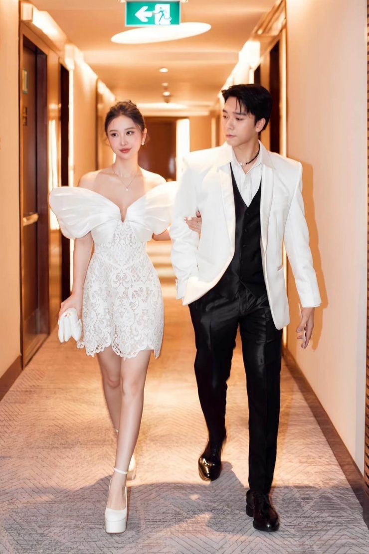 Jun Vũ - Hải Nam là một trong những những cặp đôi đẹp nhất nhì showbiz.