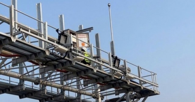 Cao tốc Bắc - Nam dày đặc camera: Giám sát hay ...