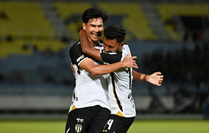 Malaysia Super League là trung vệ giàu kinh nghiệm, thủ lĩnh của U22 Malaysia