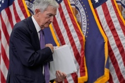 Kinh doanh - Fed chuẩn bị hạ tiếp lãi suất: Điều gì sẽ xảy ra trong năm tới?