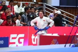 ĐKVĐ thế giới Phụng Mùi Nhình khóc nức nở khi thua VĐV Thái Lan, nhận HCB Ju-jitsu
