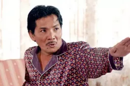 Thương Tín chìm trong tuyệt vọng, rồi cố bơi ngược dòng