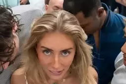 Nữ diễn viên bị bắt