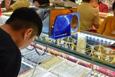 Giá vàng hôm nay 10-12: Tăng rất mạnh