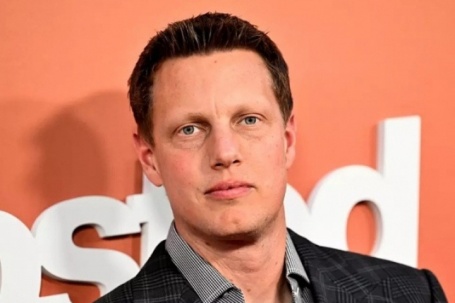 Đường trở thành 'ông trùm' Hollywood của con trai tỷ phú Oracle