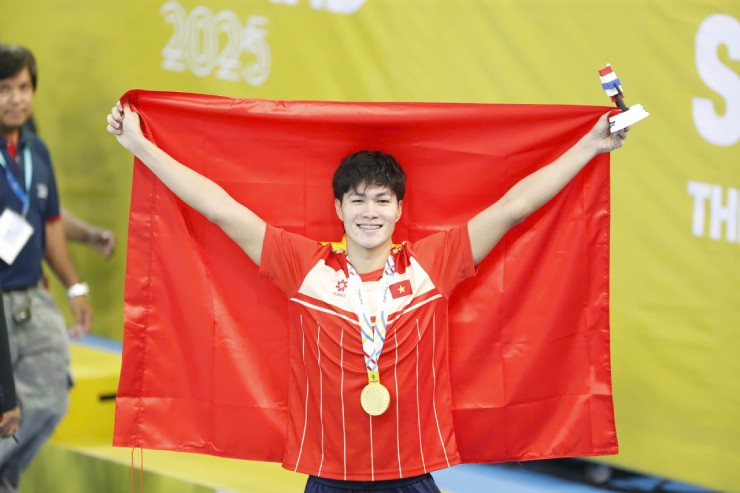 Hưng Nguyên là chủ nhân 1 trong 4 HCV của đoàn thể thao Việt Nam ở ngày thi dấu 10/12