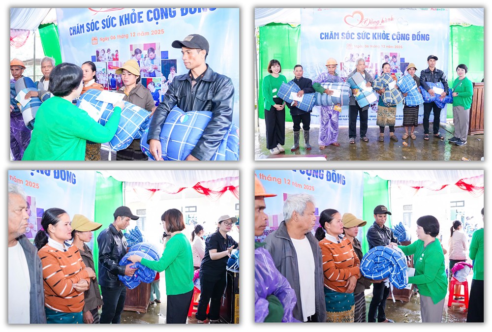 Người dân nhận được những phần quà ý nghĩa (Ảnh DNCC)