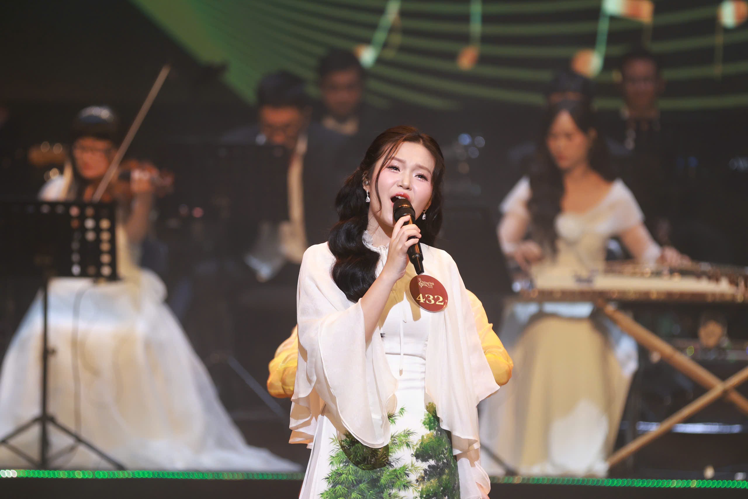 15 gương mặt trẻ tỏa sáng trong đêm chung kết Tiếng hát Hà Nội 2025 - 6