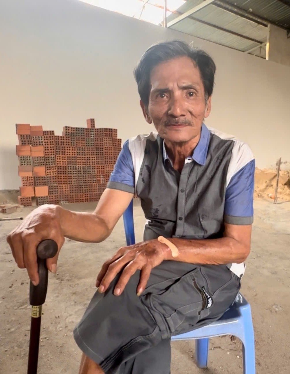 Những năm tháng cuối đời, tài tử sống cô đơn, liên tục gặp biến cố.