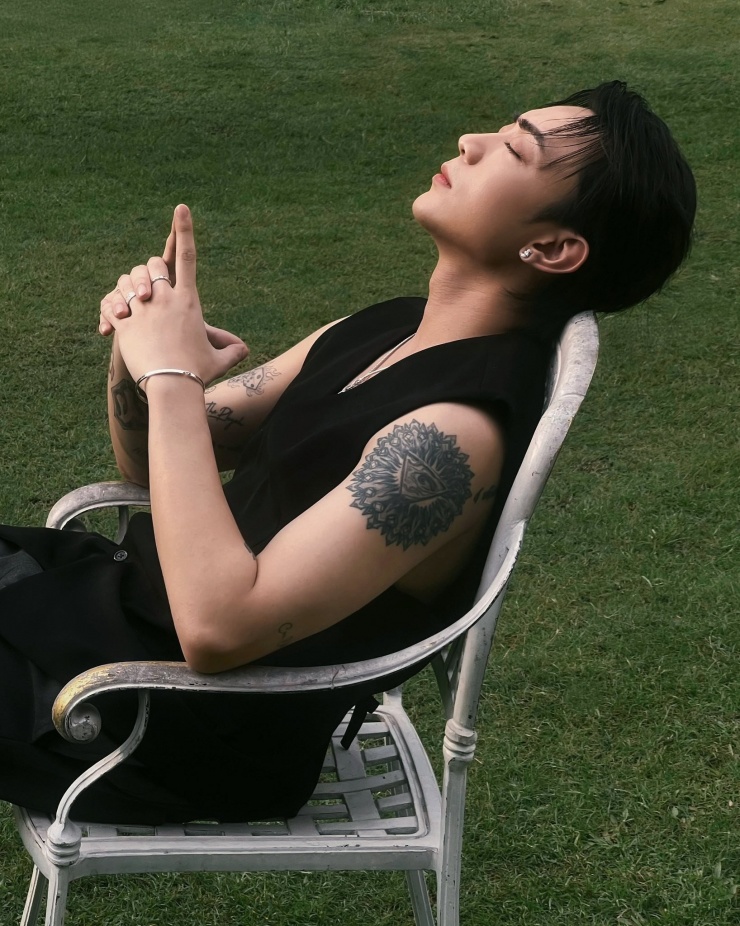 Ca sĩ Soobin trầm ổn, cân bằng và trưởng thành. Ảnh: FBNV