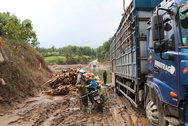 CLIP: Ngầm qua sông ở Đà Nẵng bị lũ cuốn, đề xuất chi 18 tỉ khắc phục - 3