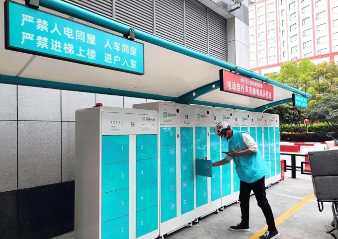 Các trạm đổi pin thường được tài xế dịch vụ ưa chuộng tại Trung Quốc. Ảnh: Sohu