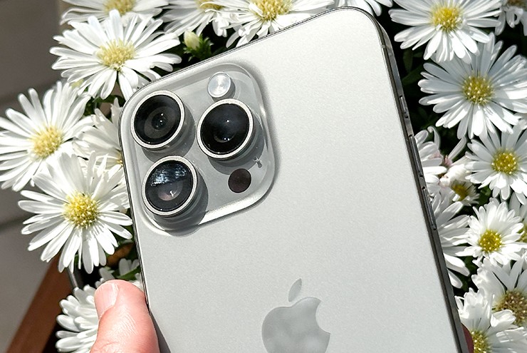 Điện thoại có khung titan thậm chí "sang trọng" hơn cả iPhone 17 Pro Max.