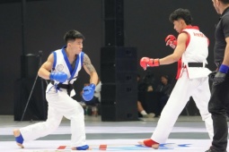 MMA Việt Nam "náo loạn" SEA Games: Bị chơi xấu phát khóc, "giã gạo" đối thủ