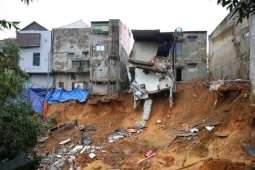 Bị Thủ tướng phê bình vì chậm sửa 12 nhà dân, Chủ tịch Quảng Trị báo cáo lý do