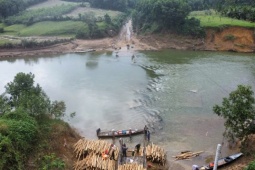 CLIP: Ngầm qua sông ở Đà Nẵng bị lũ cuốn, đề xuất chi 18 tỉ khắc phục