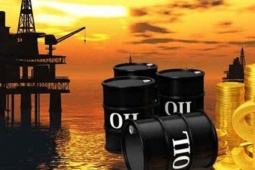 Giá dầu rơi xuống đáy từ tháng 10