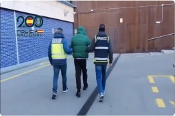 Hacker 19 tuổi đánh cắp 64 triệu dữ liệu cá nhân