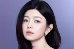 Trần Nghiên Hy bị chỉ trích