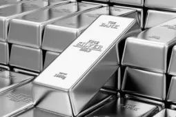 Giá bạc lập kỷ lục mới