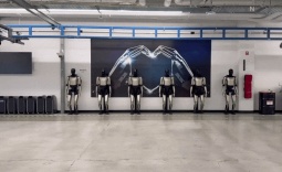 Loạt robot hình người 'có động tác giống người'