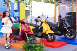Giá xe máy điện VinFast mới nhất giữa tháng 12/2025