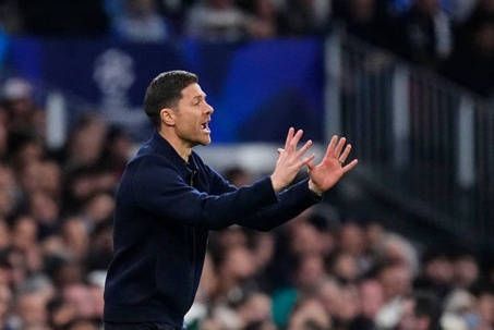 Real Madrid thua Man City, báo chí Madrid phản ứng "lạ" với Xabi Alonso