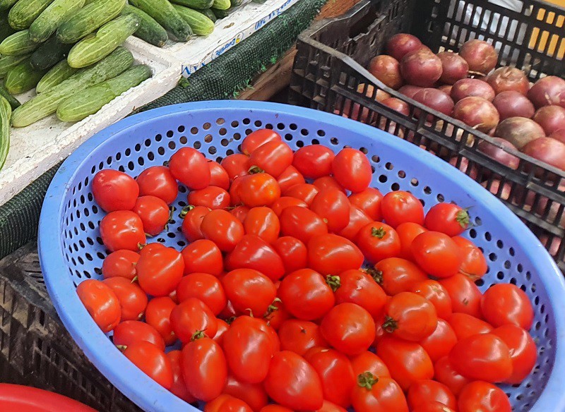 Cà chua tại chợ truyền thống mấy ngày qua có giá lên tới 70-90 nghìn đồng/kg.