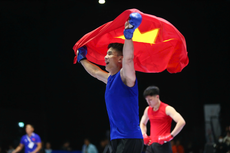 Quàng Văn Minh có những trận đánh siêu tốc ở SEA Games 33