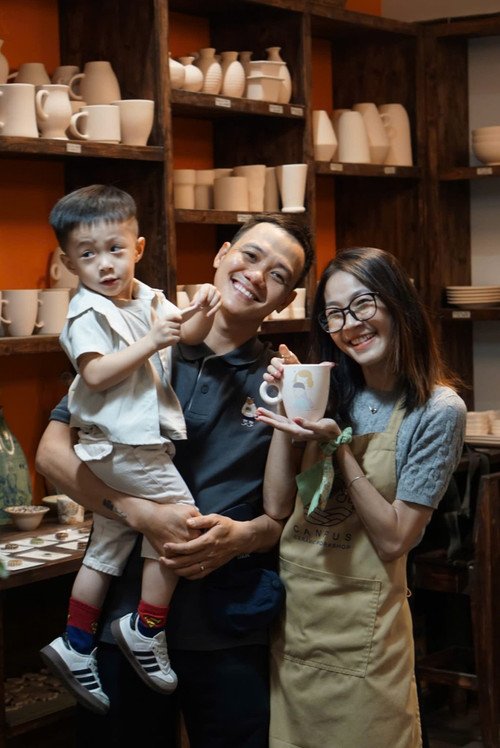 Gia đình nghệ sĩ Hoàng Yến - Phan Thái Bình.