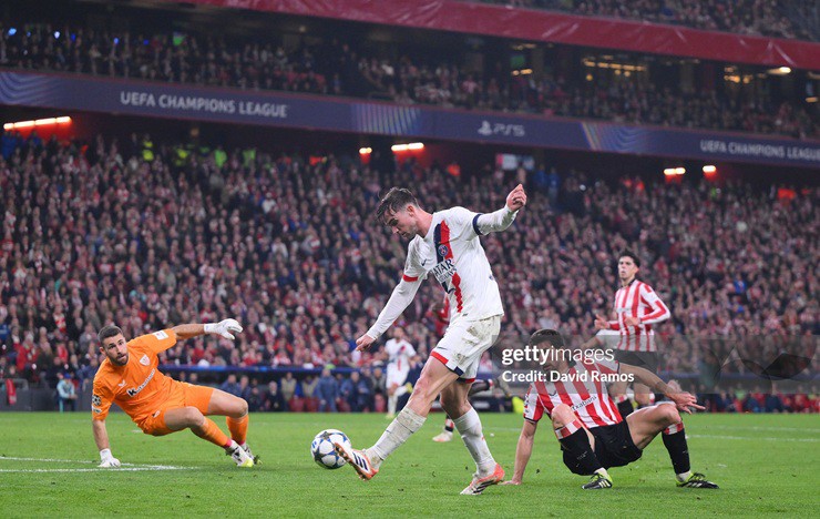 Video bóng đá Athletic Bilbao - PSG: Vinh danh "người nhện" (Cúp C1) - 2