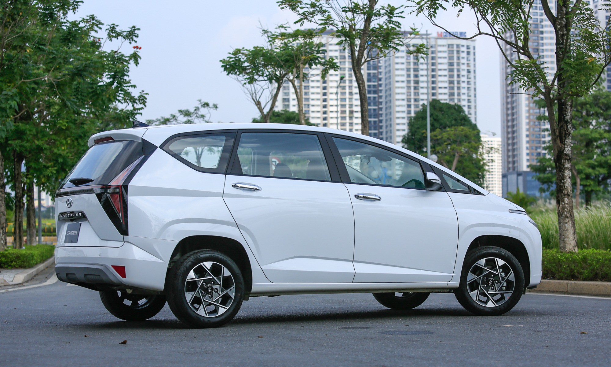 Xe MPV chạy "lướt" đáng chú ý tầm giá 500 triệu đồng - 3